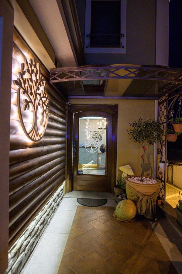 Albero Hotel Perama  Extérieur photo