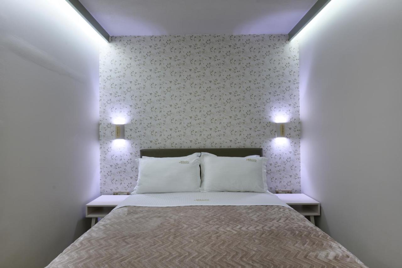 Albero Hotel Perama  Extérieur photo